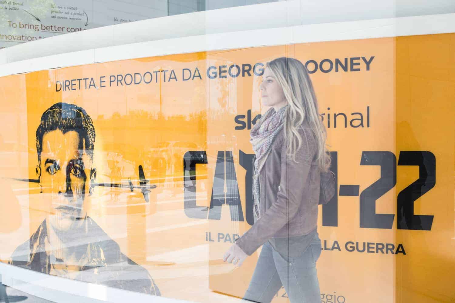 Sonia Rovai Sky - capo produzioni sky - interno studi